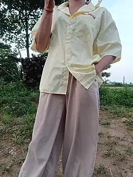 Linda-yiyi webcam
