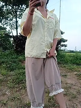 Linda-yiyi webcam