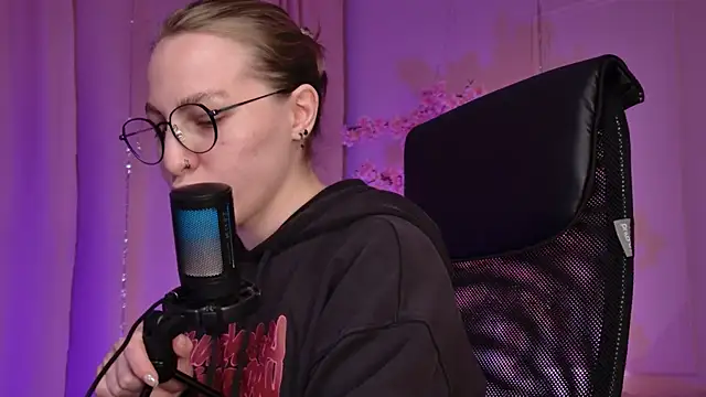 AphexQueen webcam