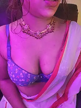 callmeshreya webcam