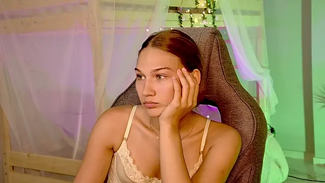 Sweet_Emilya webcam