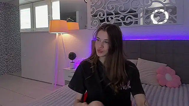 LuisaClover webcam