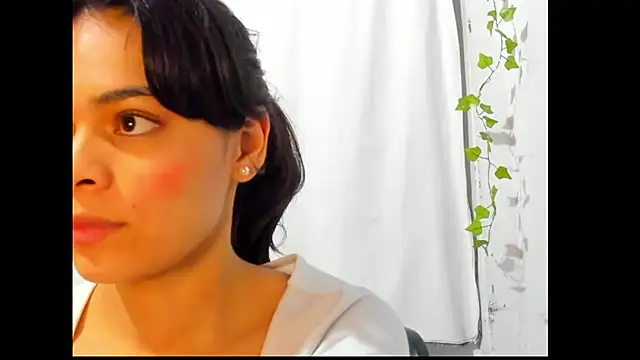 Antonella_Gomez22 webcam