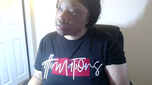 Sexymona1218 webcam