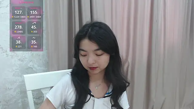 Shy_Kira webcam