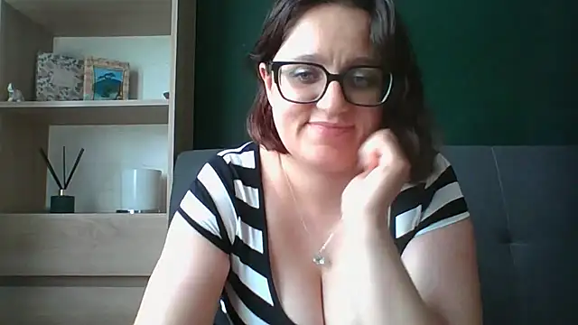 sensual_paris webcam