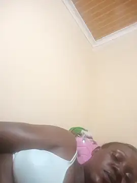 freaky-pussy2 live cam on StripChat