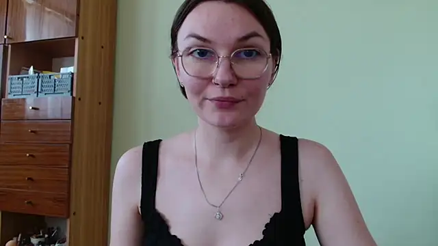 LooveELLYx webcam
