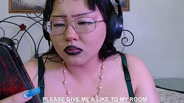 pikpikpikachu webcam