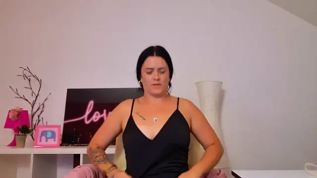 NicolSparkleX webcam