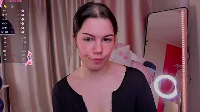 BritneyBless webcam