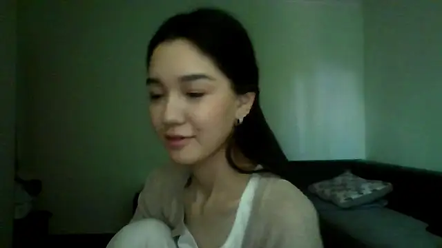 MintyMuse live cam on StripChat