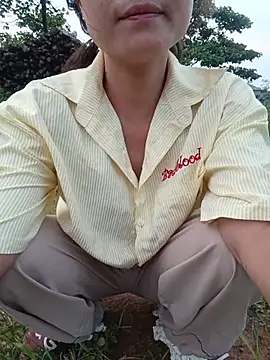 Linda-yiyi webcam