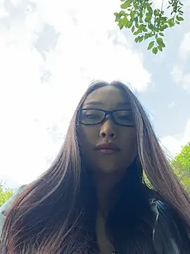 trytomakememoam webcam