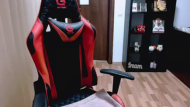 MissTroublle webcam