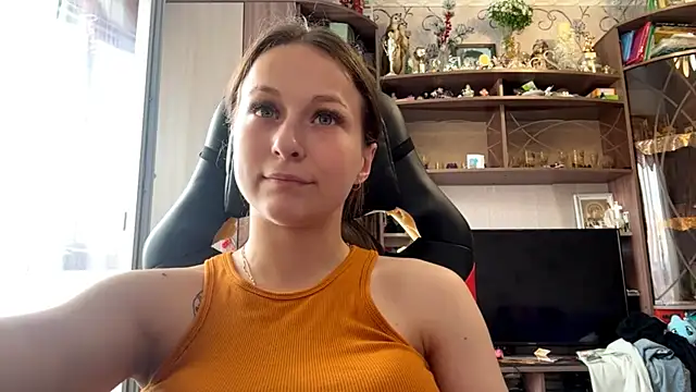 TaIliedGuest live cam on StripChat