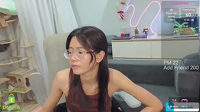 littlemiilk webcam