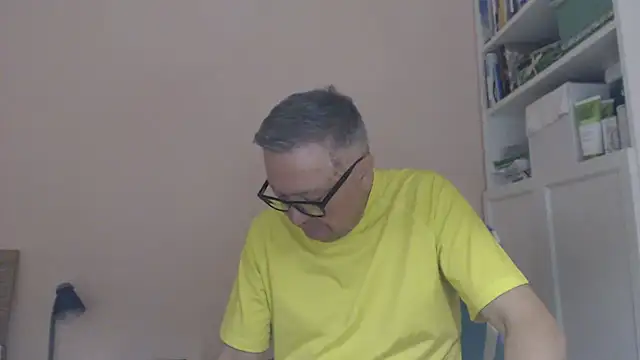 you6me - YOU6me's free webcam - UK Sex Cams