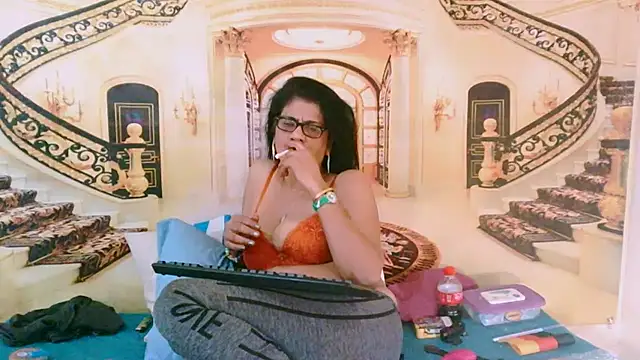 IndianAllure webcam