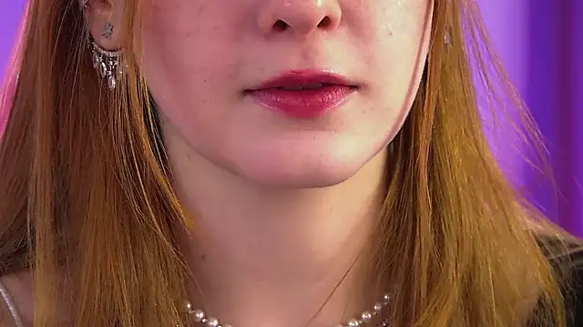 AgataFoxley live cam on StripChat