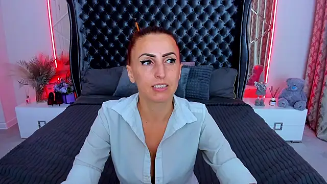 Rebecca_Diamond webcam