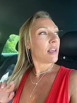 Sacha-xx Live Webcam on Stripchat