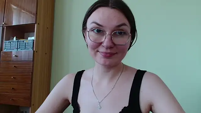 LooveELLYx webcam