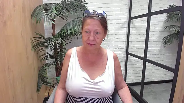 LindaPassionate webcam