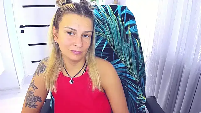 AlexiaDarren webcam