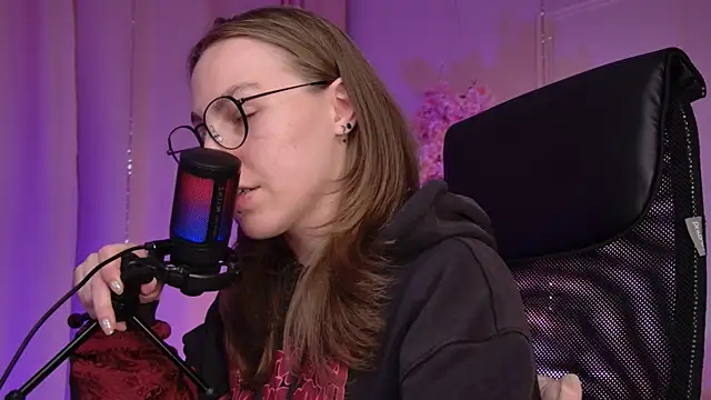 AphexQueen live cam on StripChat
