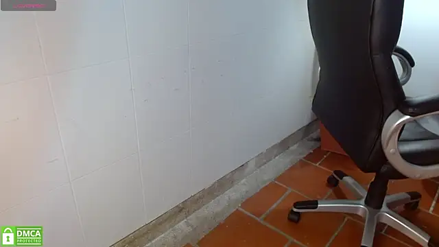 AmethystShadow17 live cam on StripChat