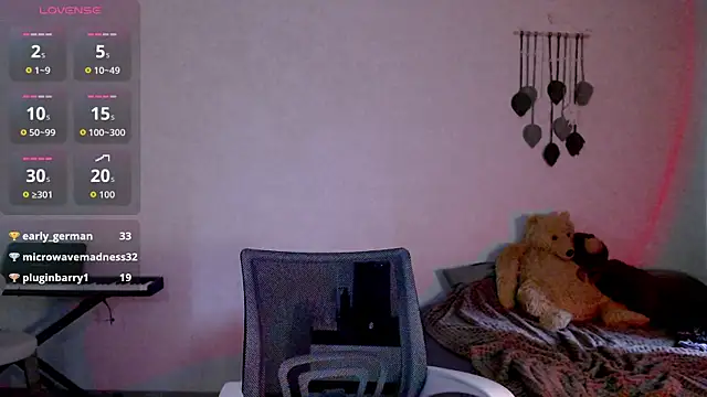 ember_lune - Ember_lune's free webcam - UK Sex Cams
