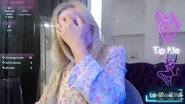 NicoletteRose_ webcam