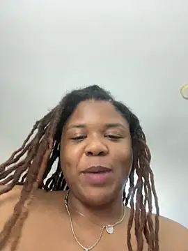 HEARTBREAKBRE webcam