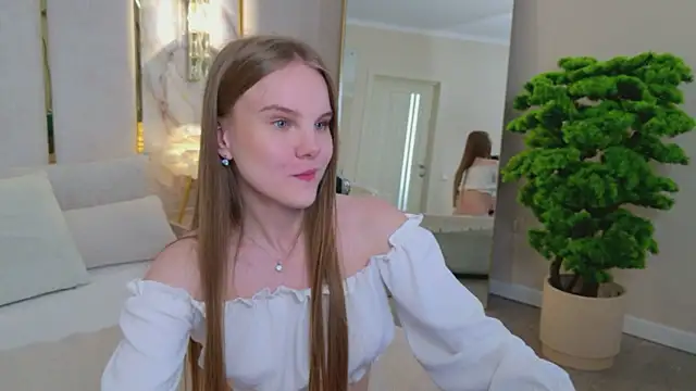 Lili_Lohan webcam