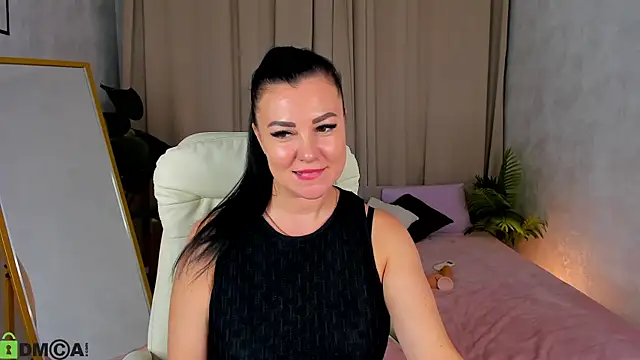 Monika_Martinezz webcam