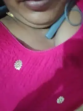 Karishma_bhabi99A webcam