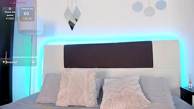 Sky_Loren webcam