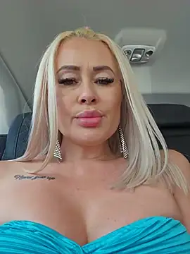 MILFBARBY webcam