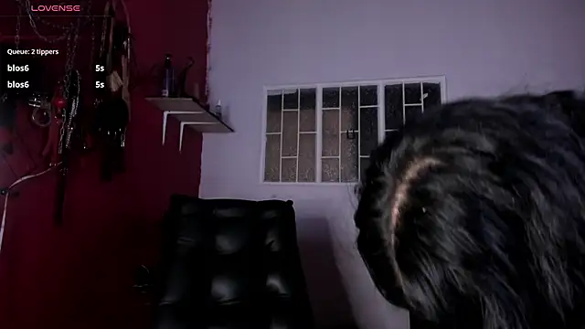 kira_milk1 webcam