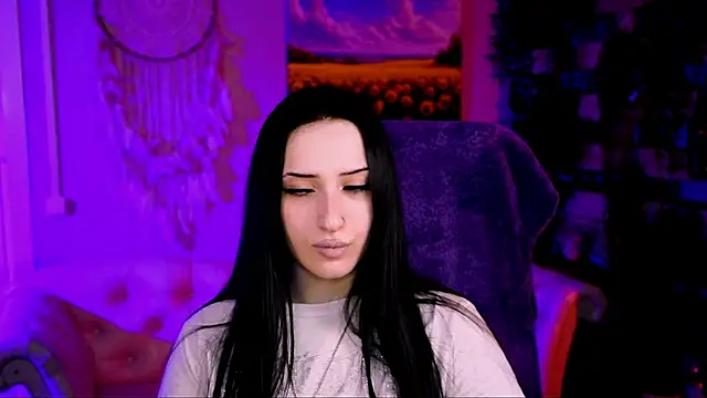 MonicaLowes webcam
