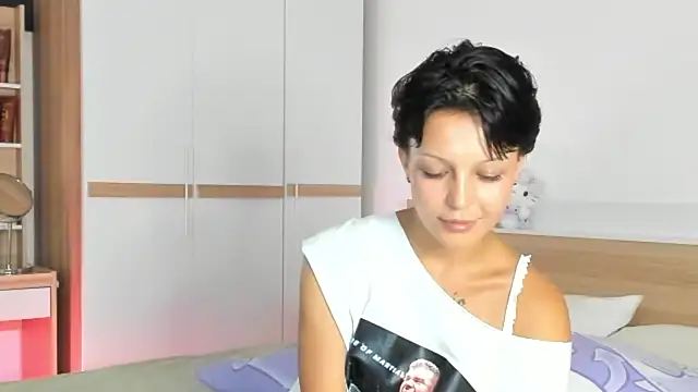 JennyMiuMiu webcam
