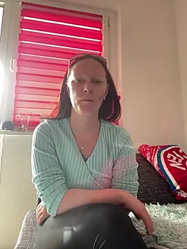 LindaLee90 webcam