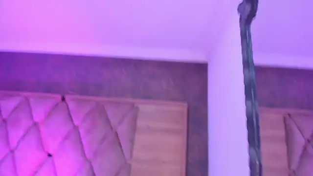 CristineRainn_ webcam