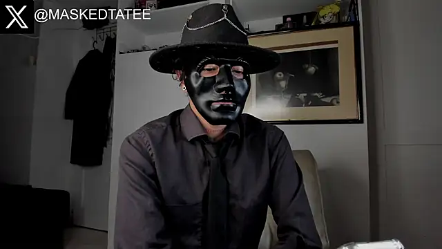 Maskedtatee webcam