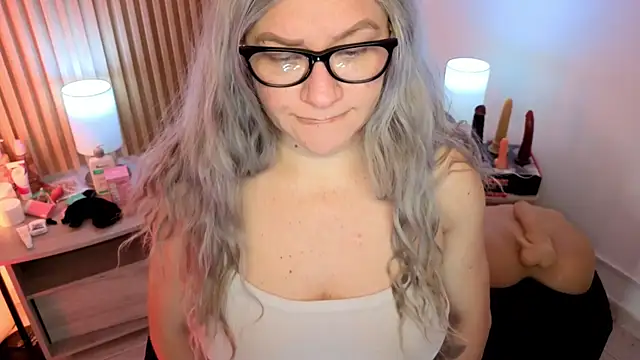 MarianL0ve webcam