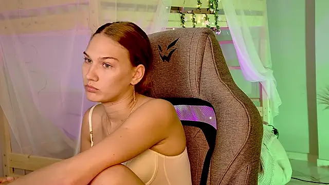 Sweet_Emilya webcam