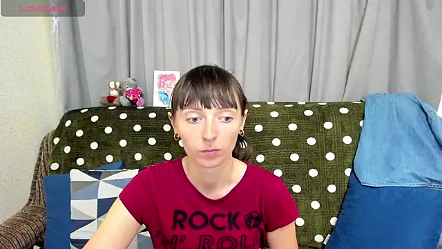 TayanaJons webcam