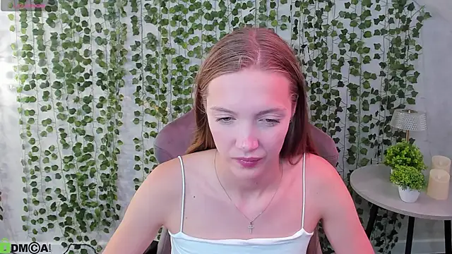 Neelly_Collins webcam