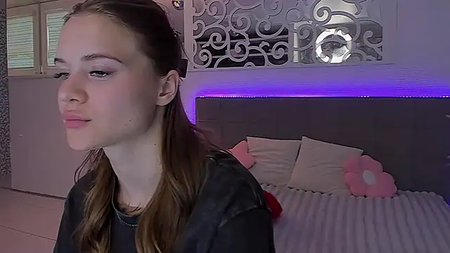 LuisaClover webcam